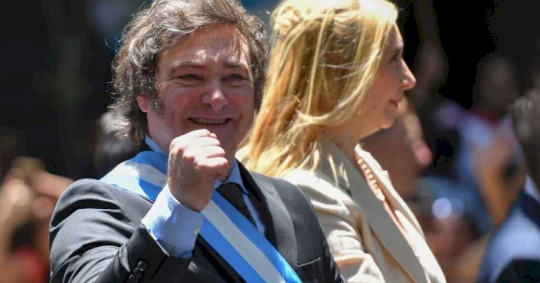 javier-milei-limito-el-alcance-de-un-decreto-de-mauricio-macri-para-designar-a-su-hermana-como-secretaria-general-de-la-presidencia