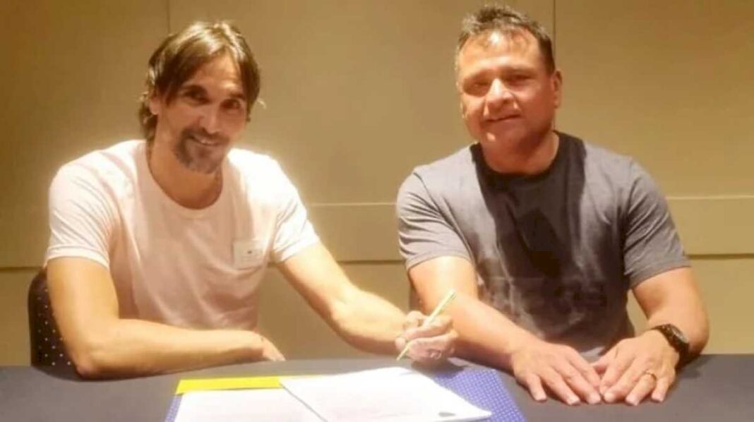 diego-martinez,-nuevo-entrenador-de-boca:-firmo-su-contrato-y-fue-presentado-con-un-provocador-mensaje