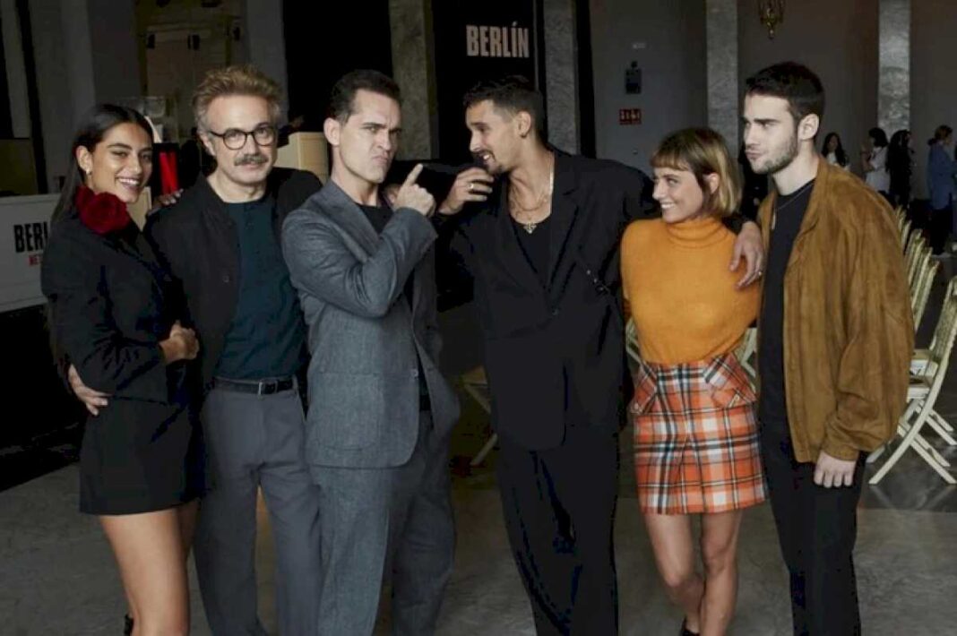 lo-mejor-y-lo-peor-de-berlin,-la-serie-que-cuenta-el-pasado-de-uno-de-los-personajes-mas-pintorescos-de-la-casa-de-papel