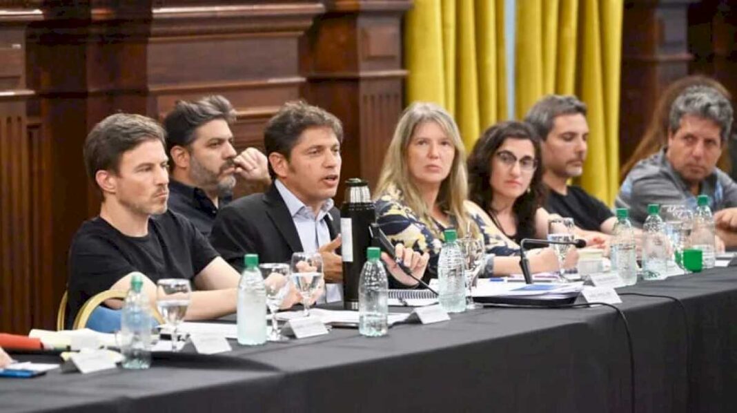 kicillof-sigue-cosechando-apoyos-en-la-oposicion:-se-reunio-con-pymes-y-prepara-una-cumbre-en-la-costa