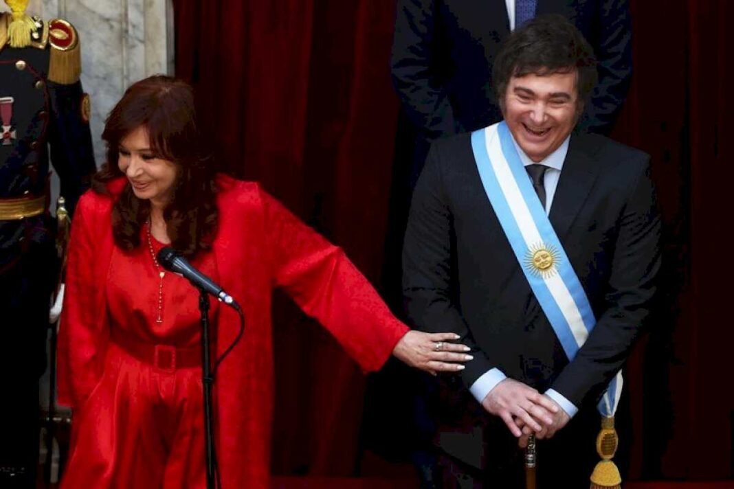 por-los-pasillos:-el-plan-de-cristina-kirchner-sobre-javier-milei-y-que-pasara-con-alberto-fernandez-en-el-peronismo