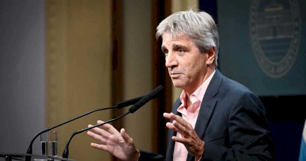 luis-caputo-se-reune-este-lunes-en-la-bolsa-con-500-empresarios,-en-medio-del-debate-de-la-ley-bases