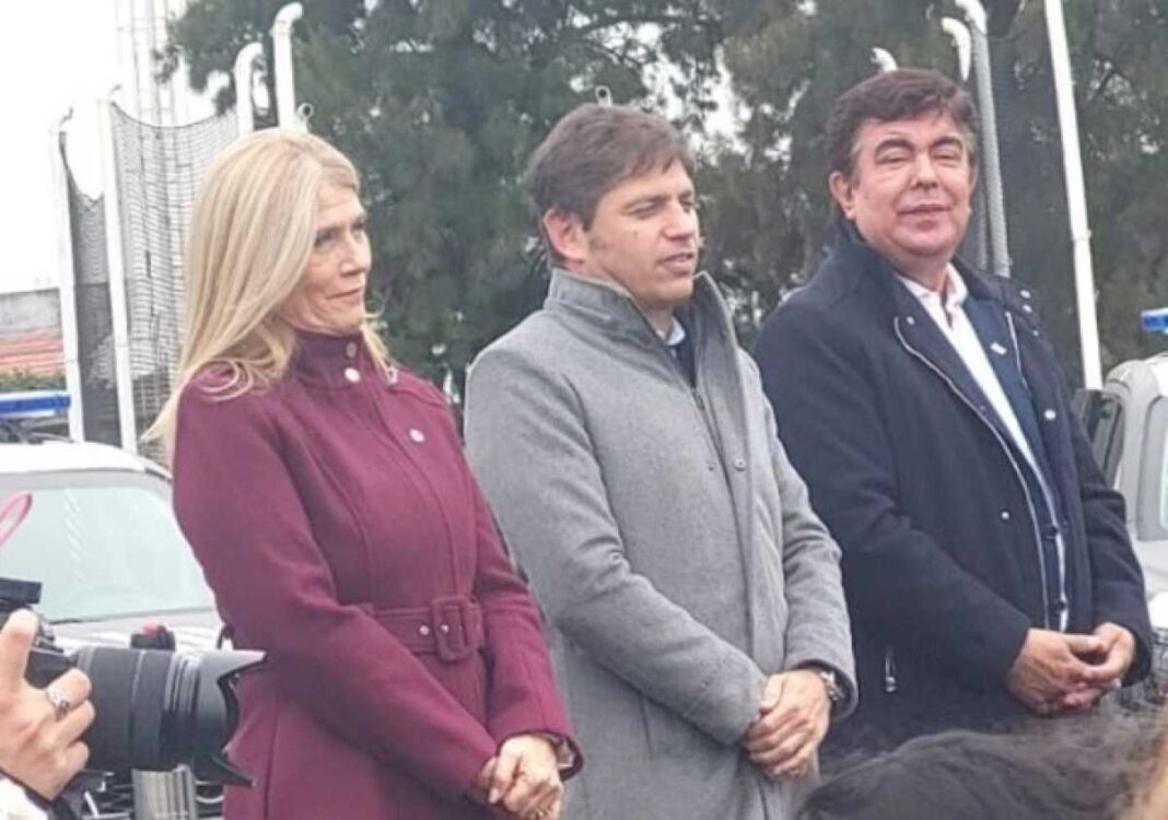 axel-kicillof-defendio-su-foto-con-fernando-espinoza-tras-su-procesamiento-por-abuso-sexual