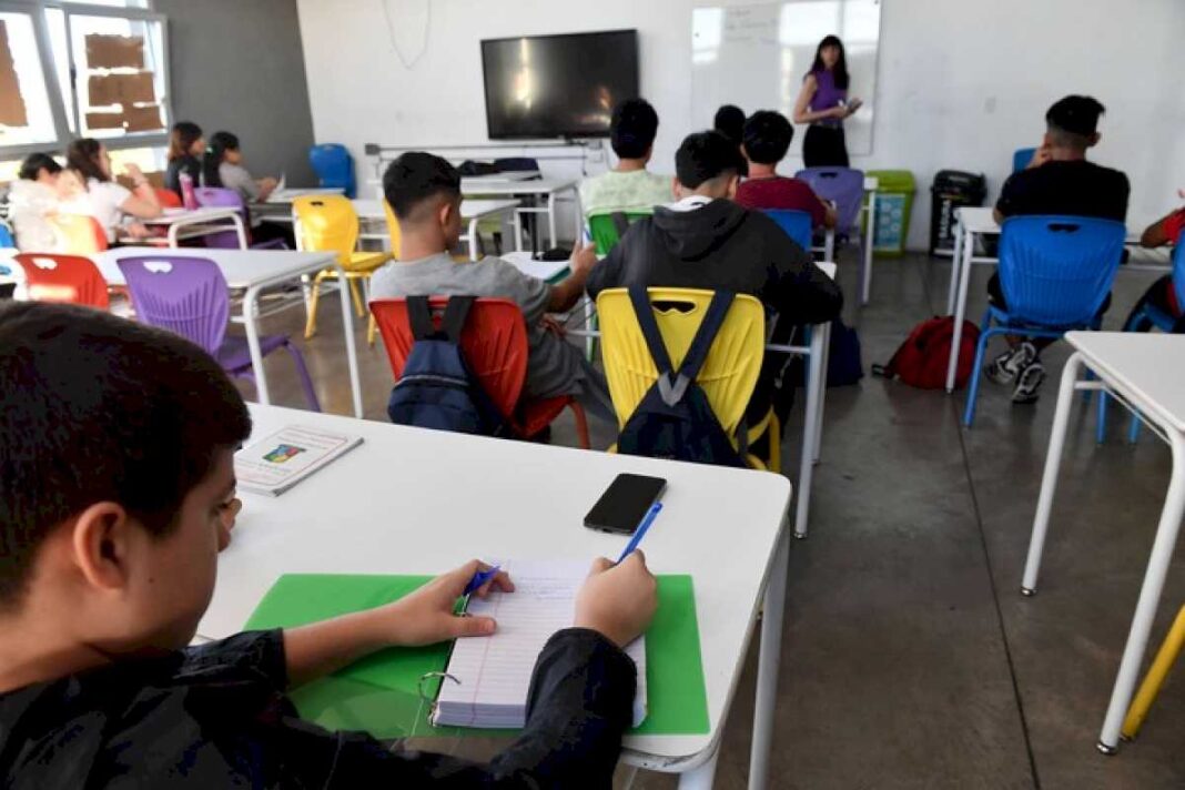 la-ciudad-presento-un-plan-con-el-que-buscan-revertir-los-malos-resultados-educativos