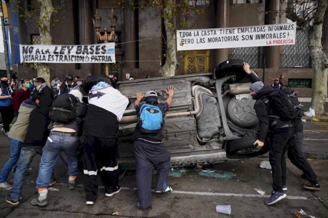 la-justicia-probo-que-hubo-un-grupo-organico-y-coordinado-de-izquierda-que-provoco-los-incidentes-en-el-congreso