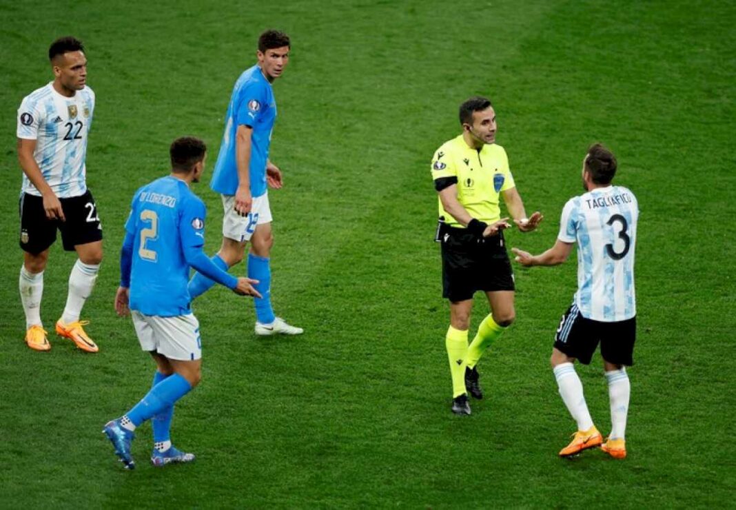 el-arbitro-de-la-finalissima-y-de-la-ultima-victoria-en-el-maracana-dirigira-a-la-seleccion-argentina-en-la-semifinal-de-la-copa-america-ante-canada