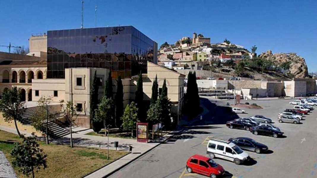 hallan-el-cadaver-de-un-hombre-acuchillado-en-un-parking-de-murcia