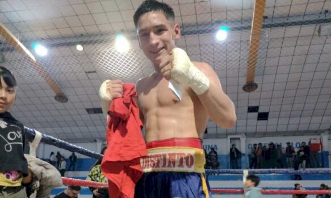 dylan-navarro-se-quedo-con-su-primer-triunfo-en-el-boxeo-profesional