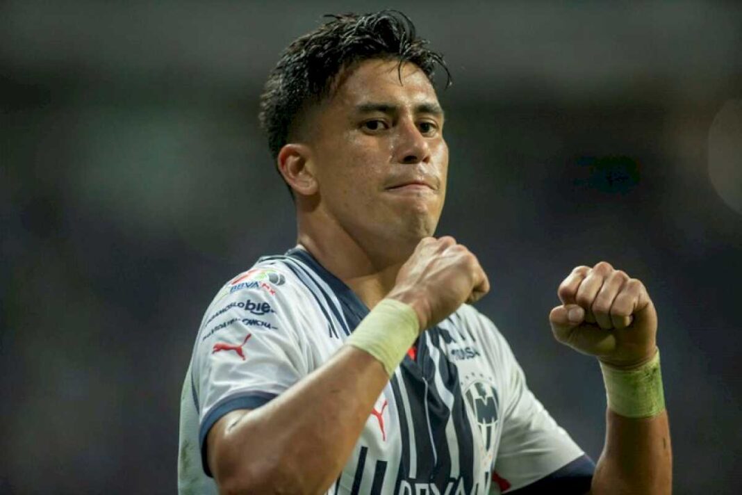 una-gran-noticia-para-river-y-gallardo:-maxi-meza-logro-salir-de-rayados-de-monterrey-gracias-a-un-guino-de-demichelis