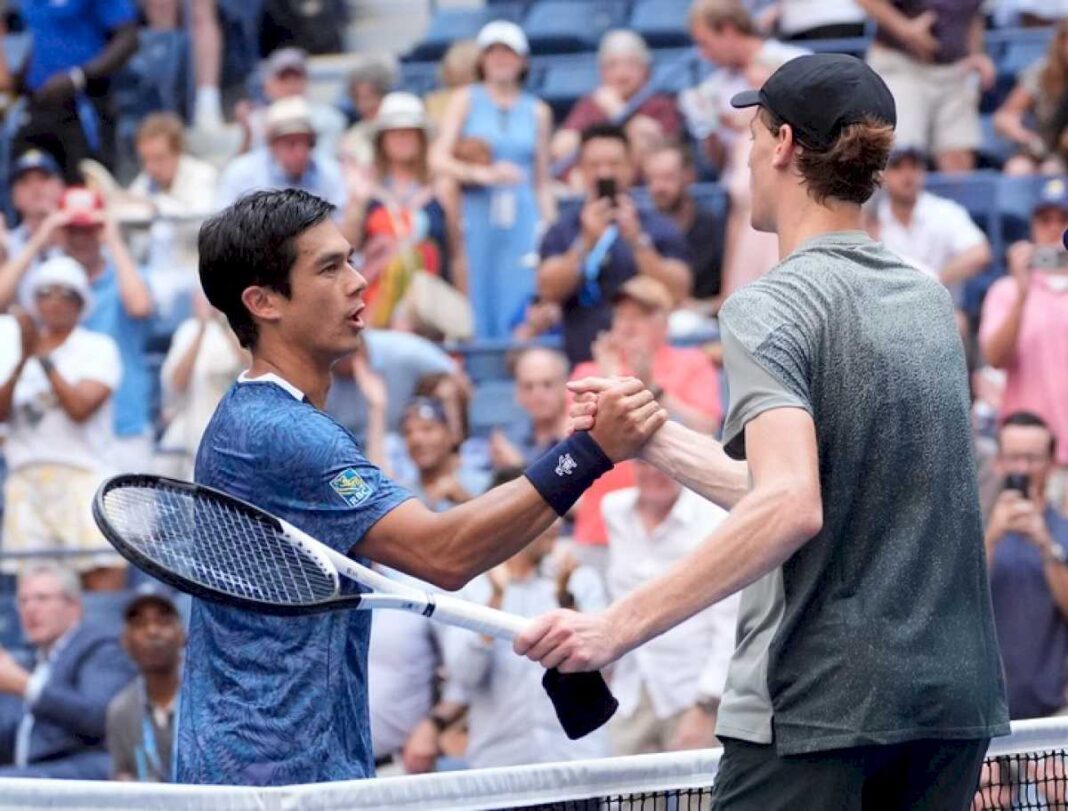 jannik-sinner-puso-primera-en-el-us-open-y-lanzo-una-picante-respuesta-tras-las-criticas-de-kyrgios-y-djokovic-por-el-doping