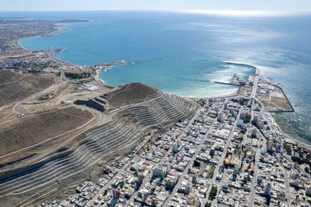 ni-drone-ni-google-earth,-la-foto-de-comodoro-tomada-desde-el-aire-en-la-decada-del-50