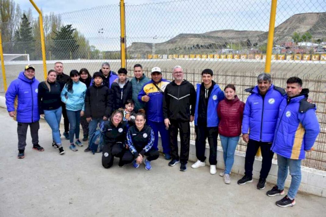 oeste-juniors-apuesta-al-futuro-con-la-construccion-de-un-mini-gimnasio-de-musculacion