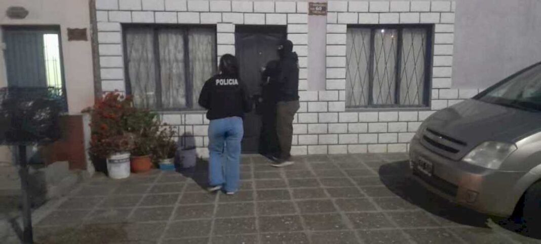 golpeo-a-su-ex-pareja,-la-amenazo-de-muerte-con-un-arma-y-la-victima-vivio-horas-de-mucha-tension-en-comodoro