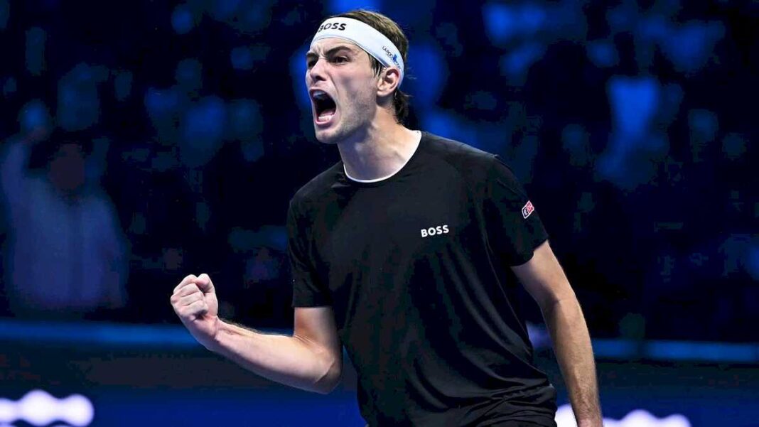 atp-finals:-fritz-bajo-a-un-candidato-serio-y-ahora-ira-por-su-titulo-mas-grande